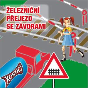 Železniční přejezd se závorami