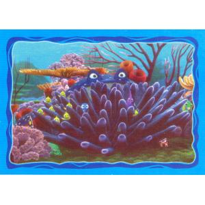 Učitel se schovává s dětmi