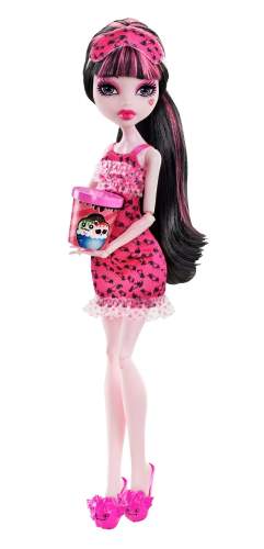 Draculaura v pyžamu