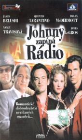 Johnny zapíná rádio
